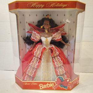 NEW Happy Holidays 1997 BARBIE African American SPECIAL EDITION Christmas Box